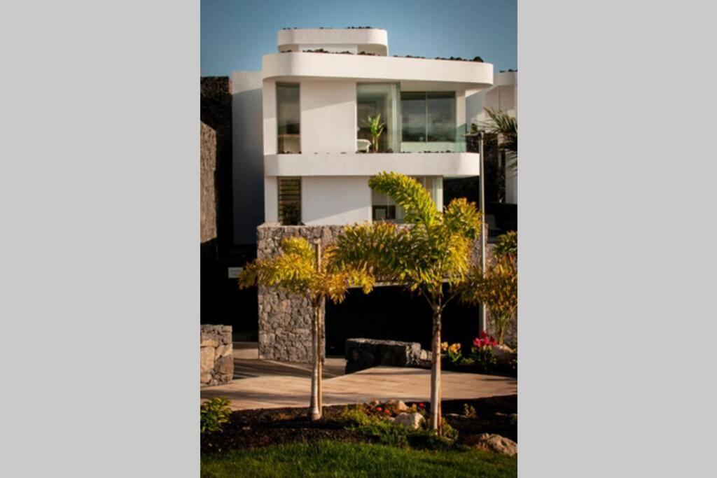Luxury Villa - New Building With Panoramic Sea View Адехе Екстериор снимка
