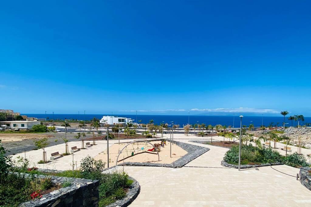 Luxury Villa - New Building With Panoramic Sea View Адехе Екстериор снимка