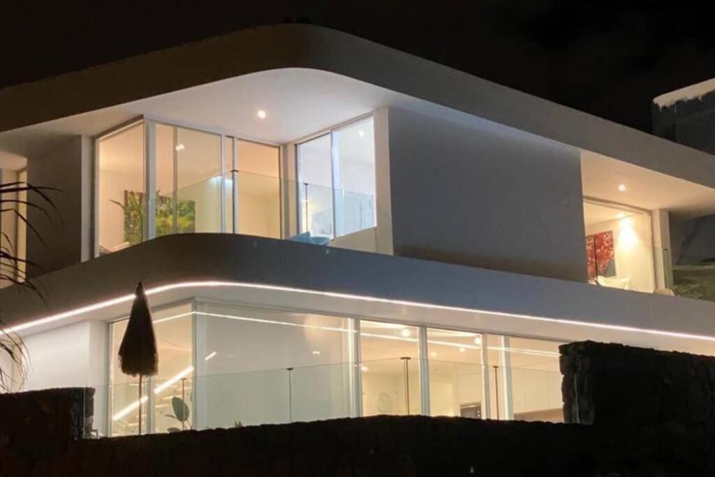 Luxury Villa - New Building With Panoramic Sea View Адехе Екстериор снимка