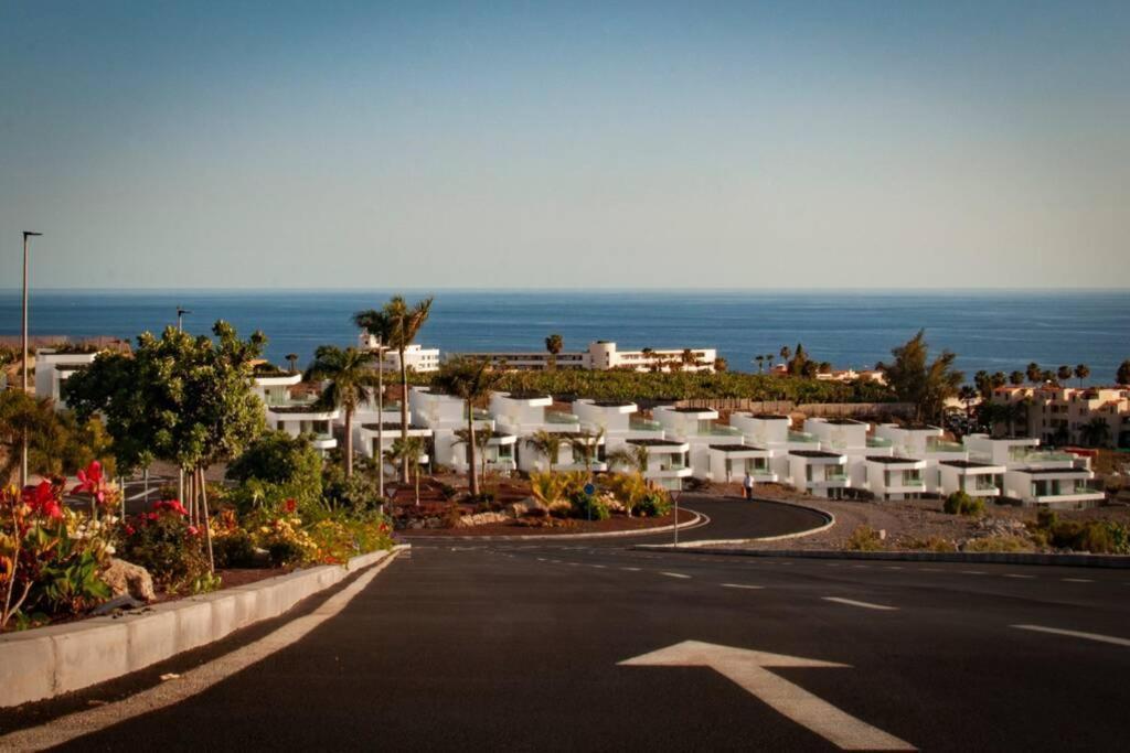 Luxury Villa - New Building With Panoramic Sea View Адехе Екстериор снимка