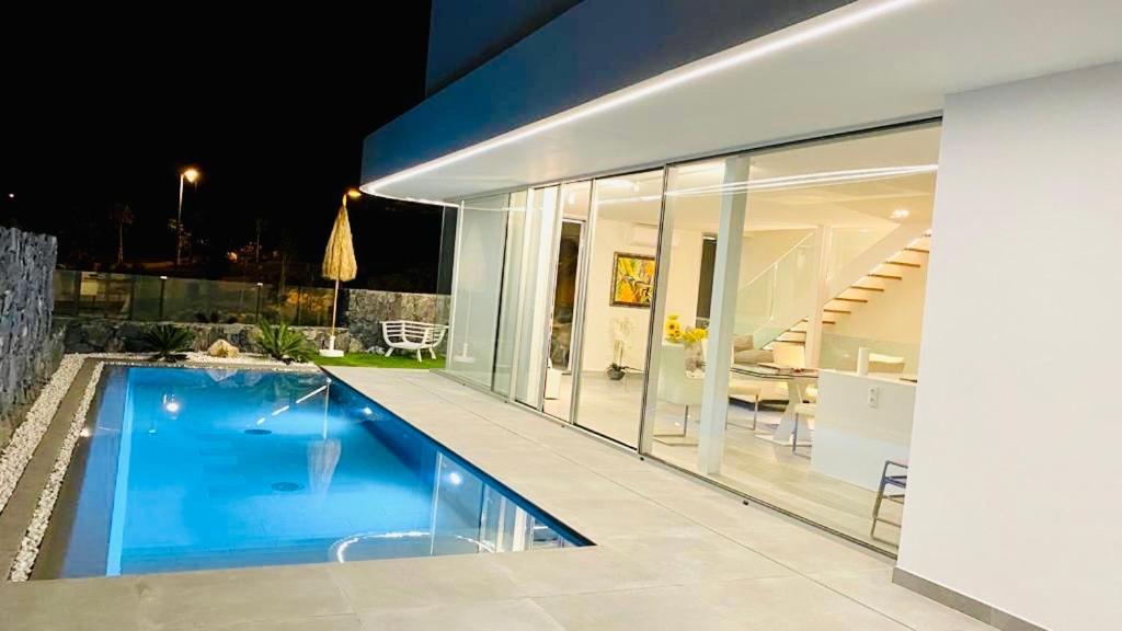 Luxury Villa - New Building With Panoramic Sea View Адехе Екстериор снимка